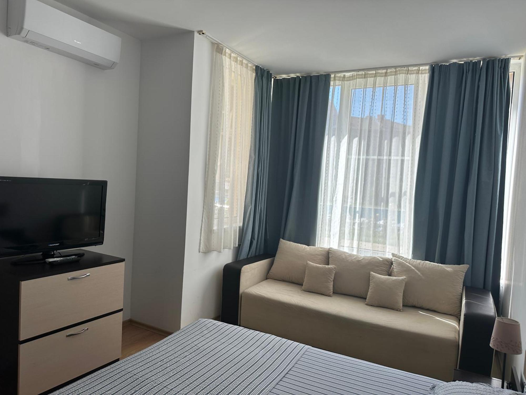 Oazis Cozy Beach Apartment Ravda Extérieur photo